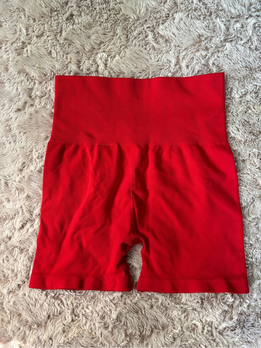 h&m sport red high waisted seamless biker shorts